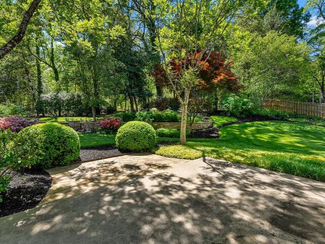 Photo of 6 Sproughton Court