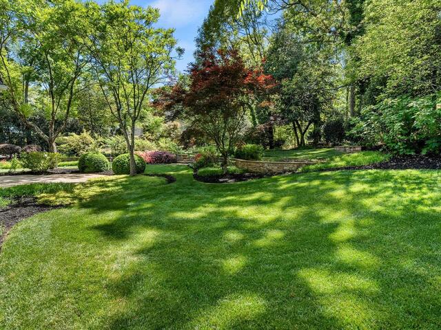 Photo of 6 Sproughton Court
