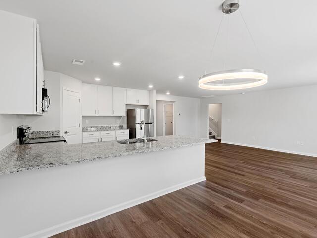 Photo of 414 Kensington Circle