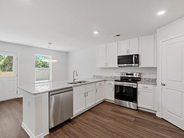 Photo of 414 Kensington Circle