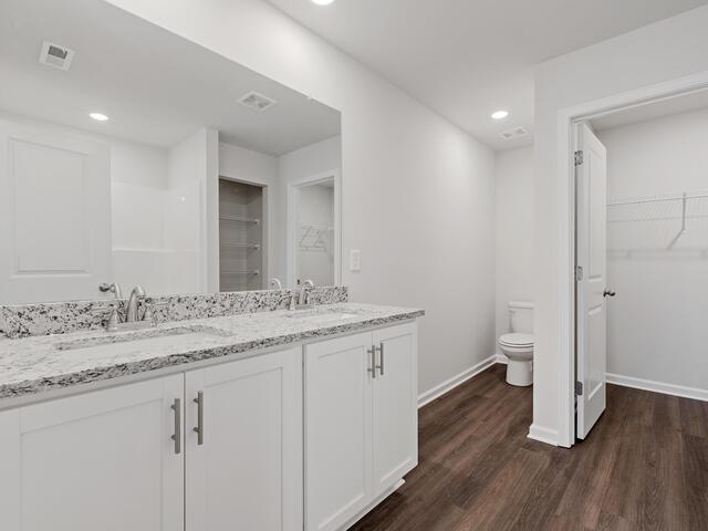 Photo of 414 Kensington Circle