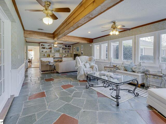 Photo of 136 Club Drive