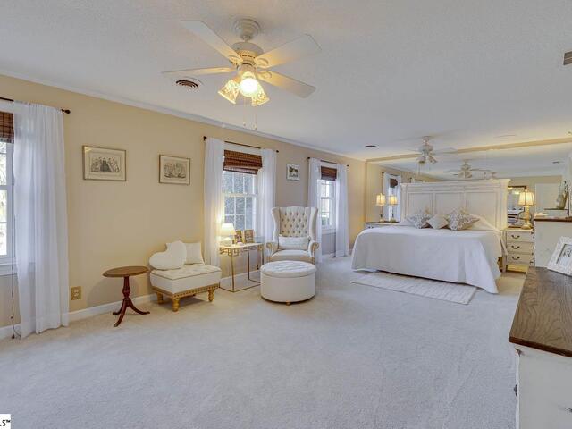 Photo of 136 Club Drive