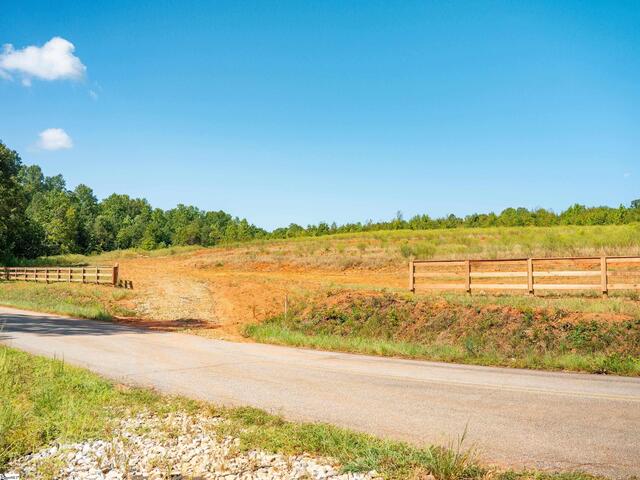 Photo of 04 Hood Road