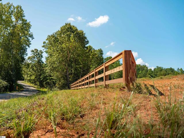 Photo of 04 Hood Road