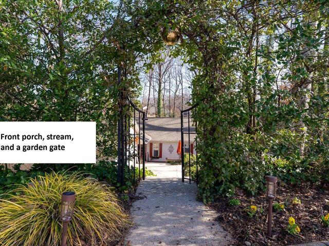 Photo of 107 Stone Ridge Court