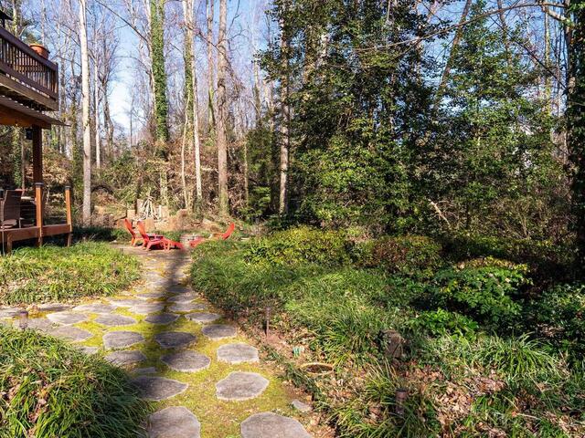 Photo of 107 Stone Ridge Court