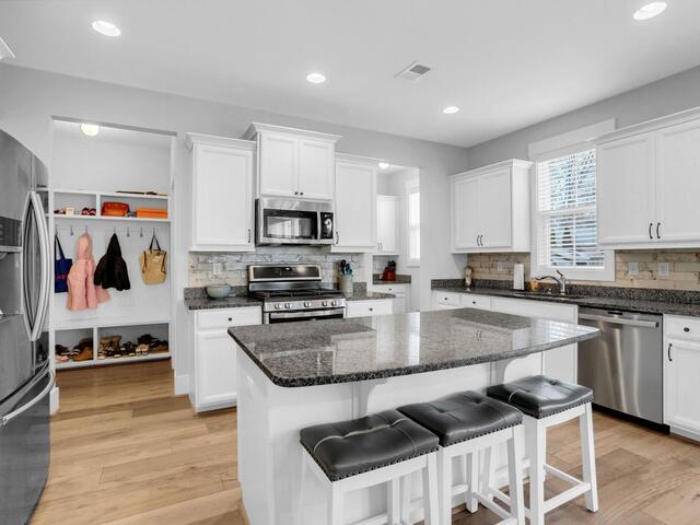 Photo of 204 Noble Street