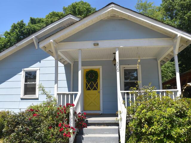 Photo of 500 W 4th Avenue