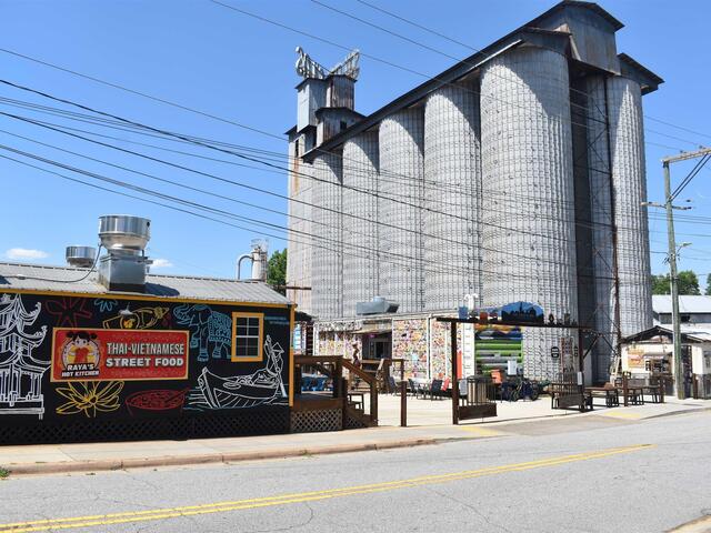 Photo of 500 W 4th Avenue