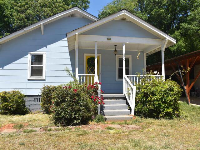 Photo of 500 W 4th Avenue