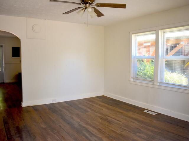 Photo of 500 W 4th Avenue