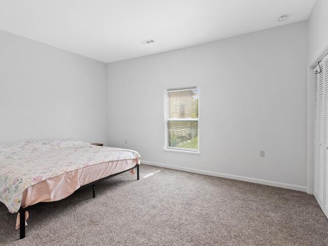 Photo of 904 W Hampton Street