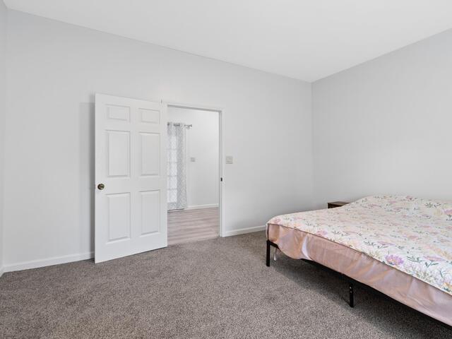 Photo of 904 W Hampton Street