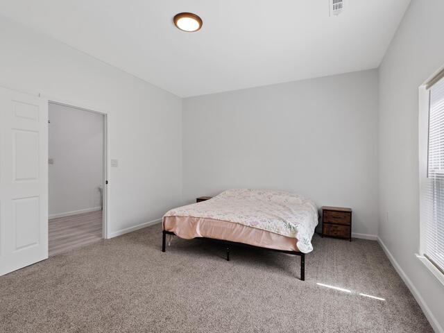 Photo of 904 W Hampton Street