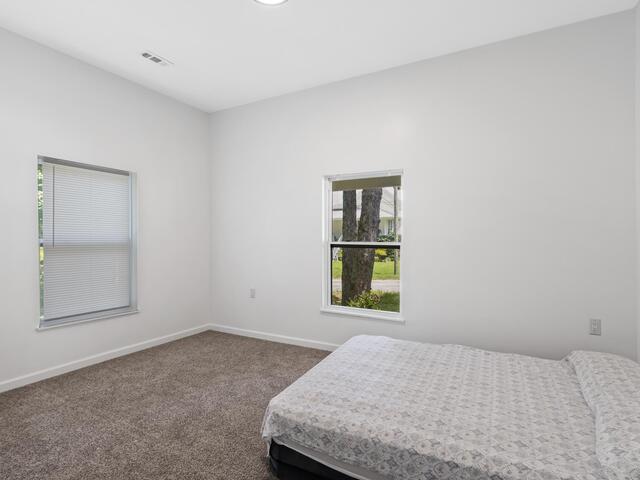 Photo of 904 W Hampton Street