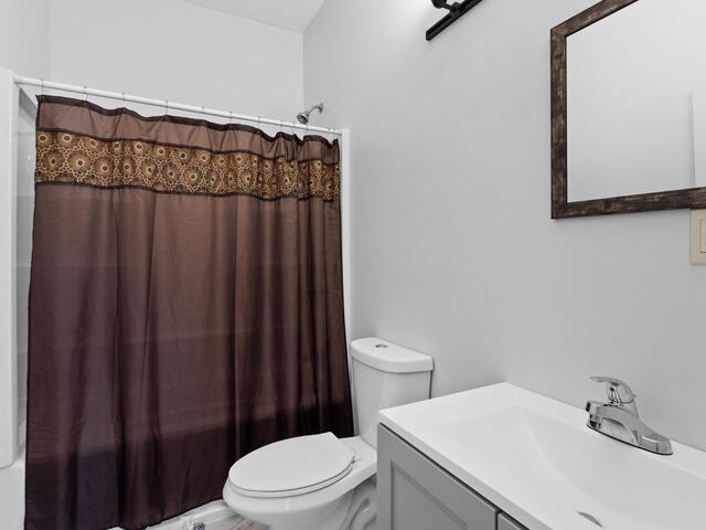 Photo of 904 W Hampton Street