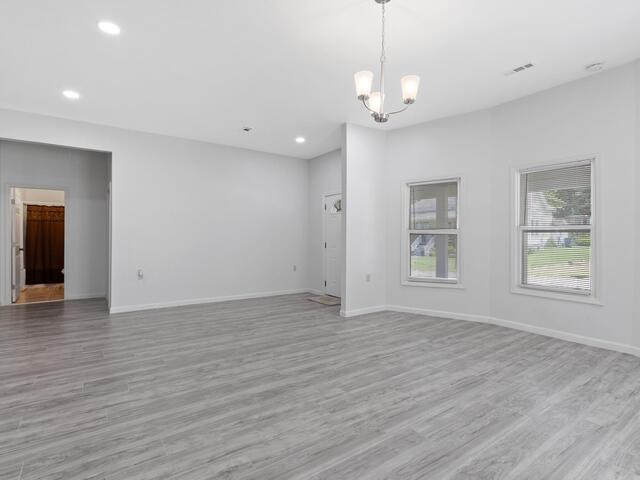 Photo of 904 W Hampton Street