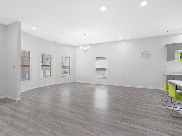 Photo of 904 W Hampton Street