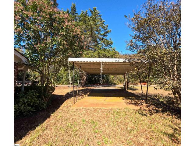 Photo of 1007 Lee Drive