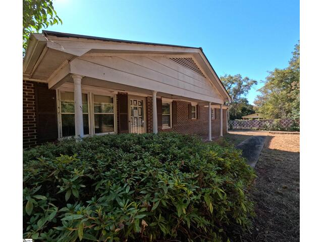 Photo of 1007 Lee Drive