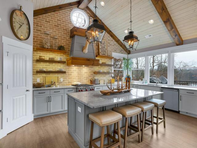 Photo of 300 Lakecrest Drive