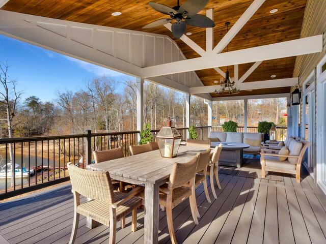 Photo of 300 Lakecrest Drive