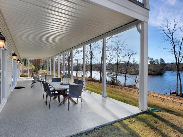 Photo of 300 Lakecrest Drive