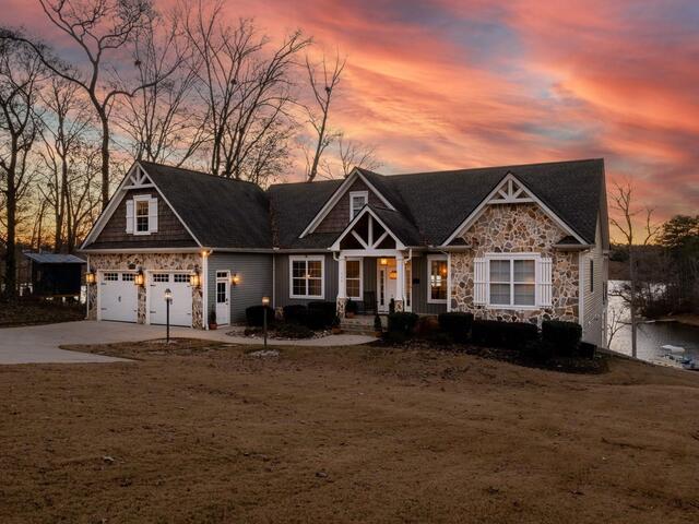 Photo of 300 Lakecrest Drive