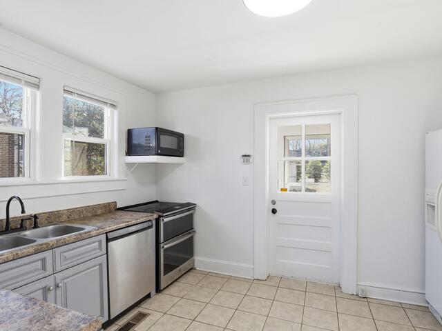 Photo of 208 Cater Street