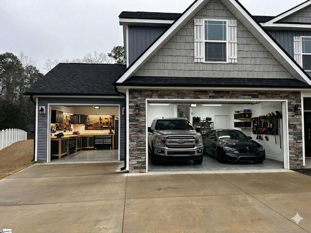 Photo of 213 Legacy Lane