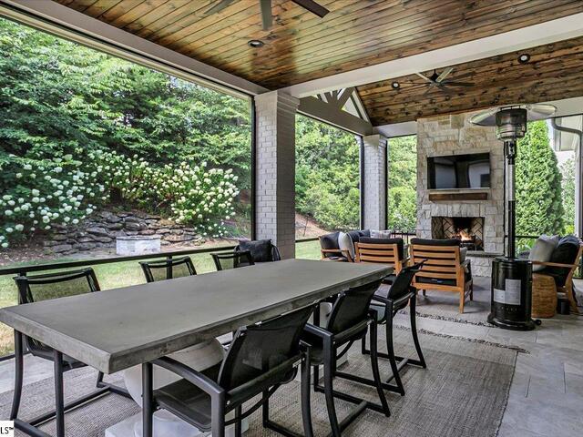 Photo of 144 Gascony Drive