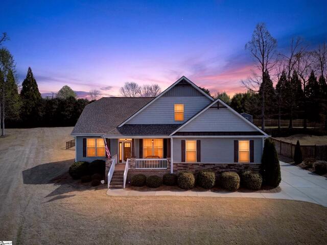Photo of 218 Willowgreen Way