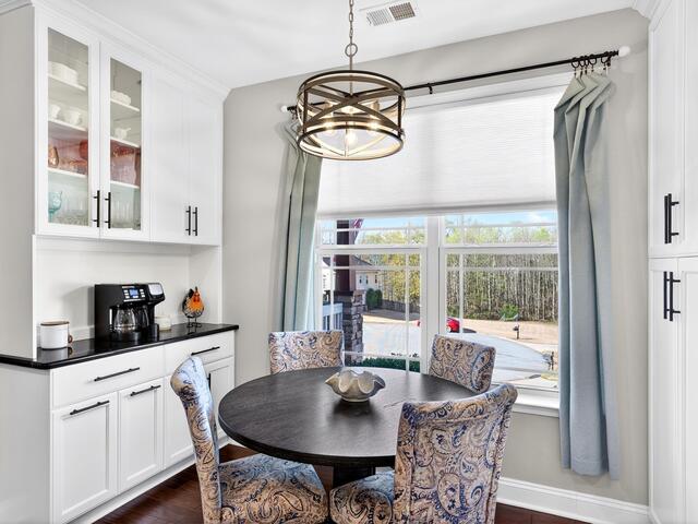 Photo of 218 Willowgreen Way
