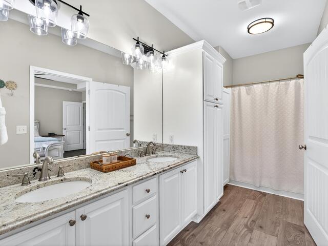 Photo of 218 Willowgreen Way