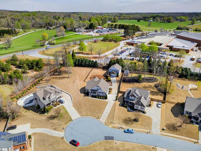 Photo of 218 Willowgreen Way