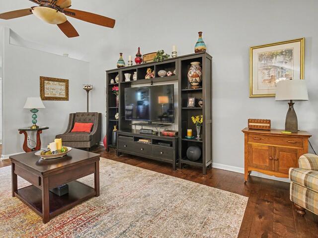 Photo of 108 Redwater Way