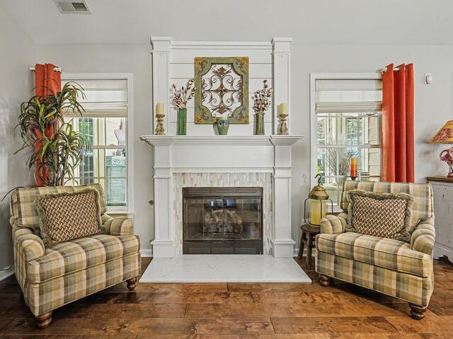 Photo of 108 Redwater Way