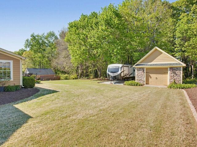 Photo of 108 Redwater Way