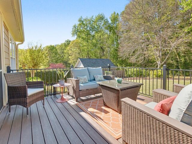 Photo of 108 Redwater Way
