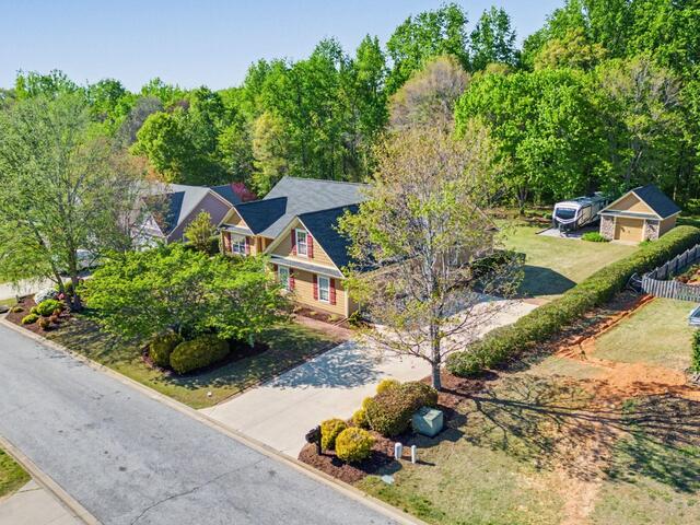 Photo of 108 Redwater Way