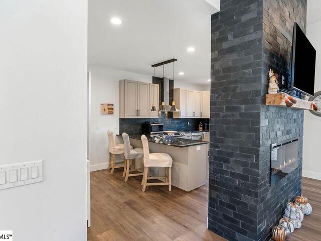 Photo of 338 Jordan Creek Road