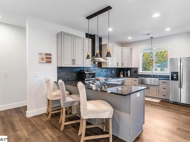 Photo of 338 Jordan Creek Road