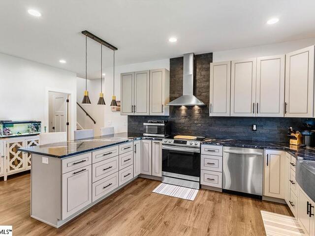 Photo of 338 Jordan Creek Road