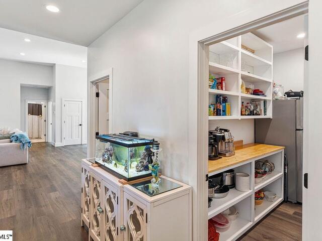 Photo of 338 Jordan Creek Road