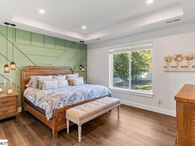 Photo of 338 Jordan Creek Road