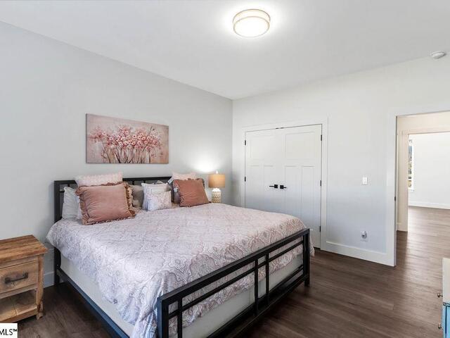 Photo of 338 Jordan Creek Road