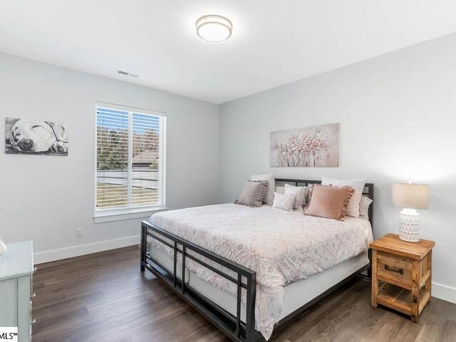 Photo of 338 Jordan Creek Road