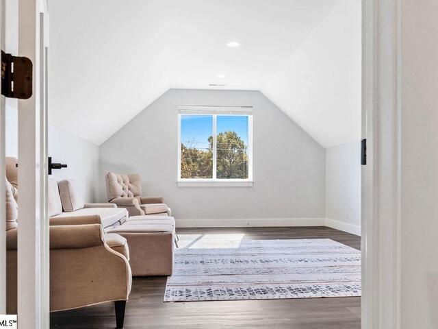 Photo of 338 Jordan Creek Road