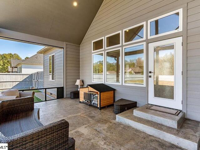 Photo of 338 Jordan Creek Road